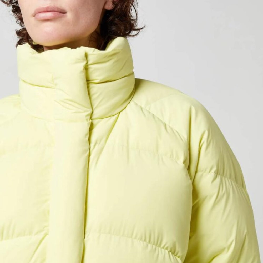 Women's Puffer Jacket - Picture 4 of 4